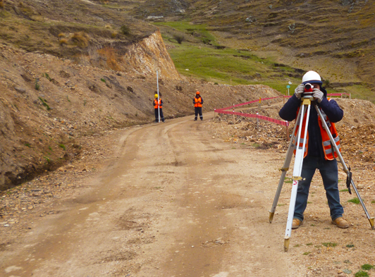 <span style="font-weight: bold;">Levantamiento Topográfico en Concesiones Mineras y Permisos de Minería Artesanal</span><br>
